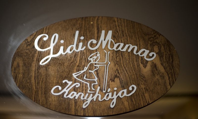 Lidi Mama konyhája beltéri fotó